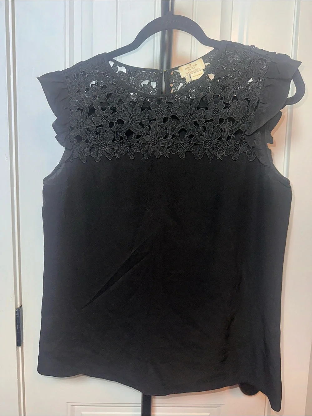 Kate Spade Size Large Black Lace Yoke Flutter Sleeve Women’s Top